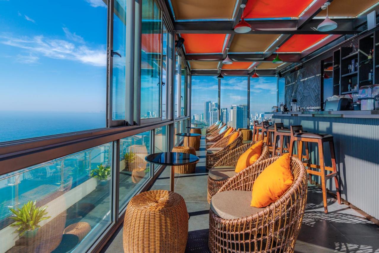 Le Sands Oceanfront Danang Hotel Exteriör bild